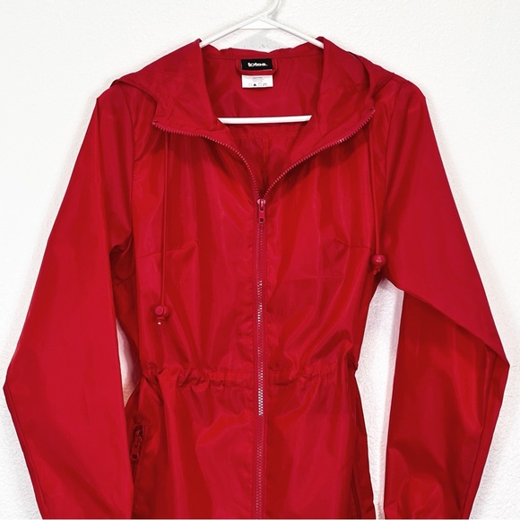 Totes Red Rain Jacket Adjustable Waist Hooded Polyester Size S/M - Picture 2 of 7